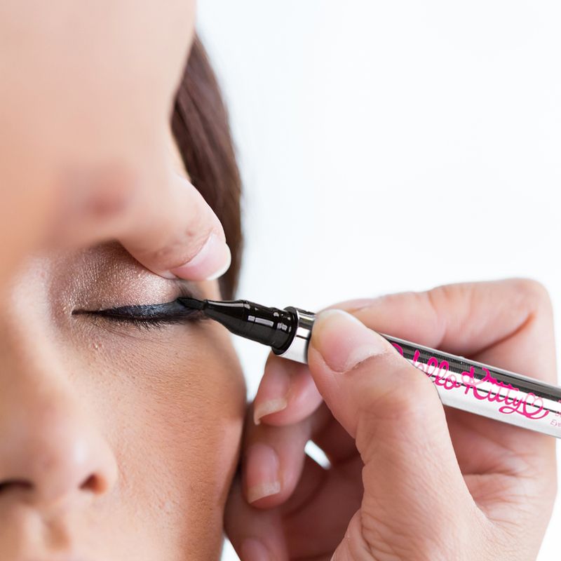 L-piz-delineador-para-ojos-extra-fino-hello-kitty-edici-n-limitada-Sanrio-4-3751