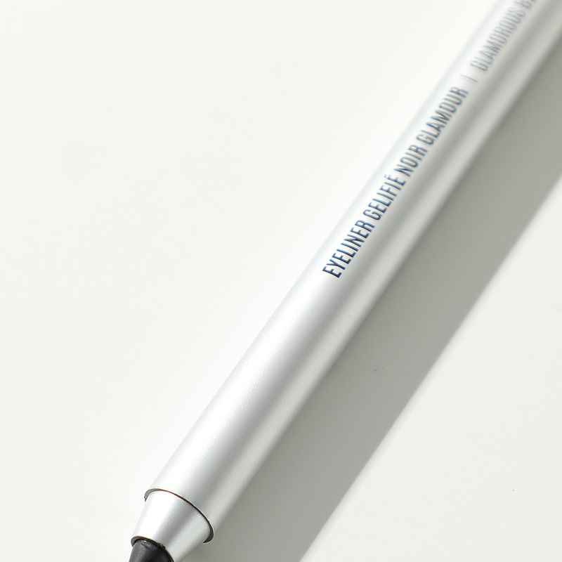 Delineador-para-ojos-en-gel-negro-glamoroso-Miniso-6-1295