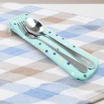 Set-de-cuchara-y-tenedor-con-estuche-de-tela-azul-20-5cm-3pzas-Miniso-4-5184