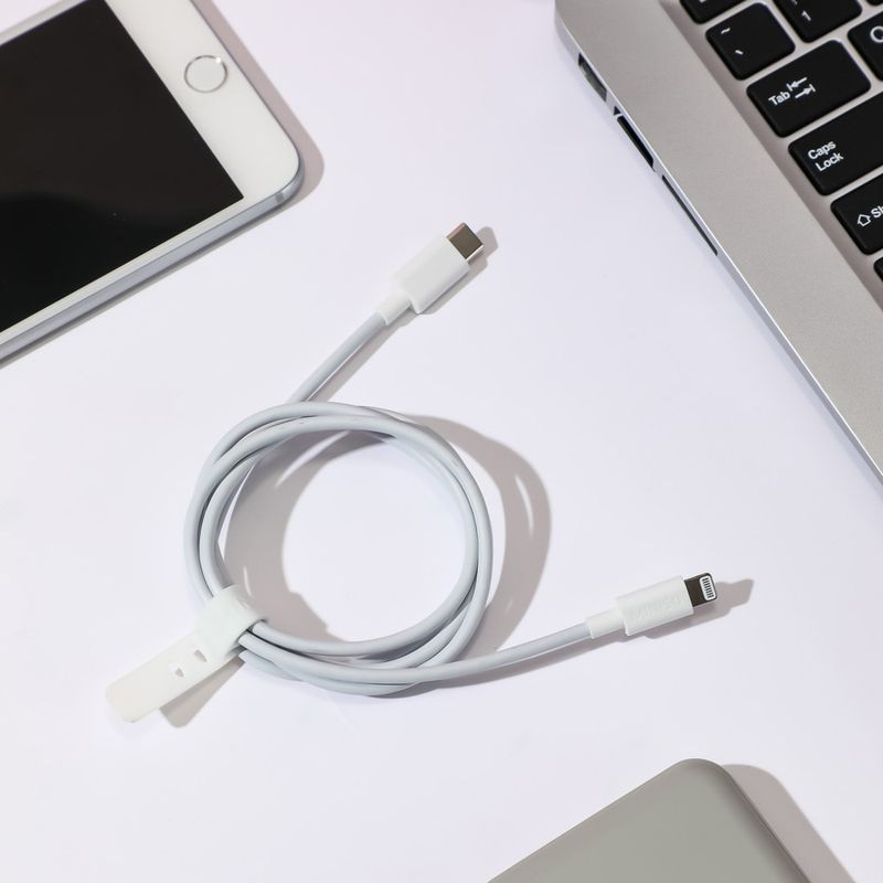 Cable-tipo-c-a-lightning-blanco-1m-miniso-Miniso-2-5227