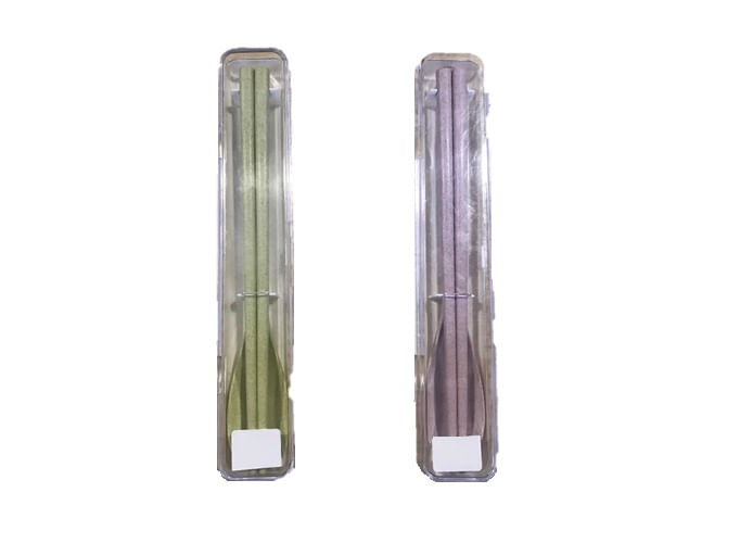 Set-de-cubiertos-con-estuche-cuchara-palillos-chinos-colores-mixtos-Miniso-1-6170