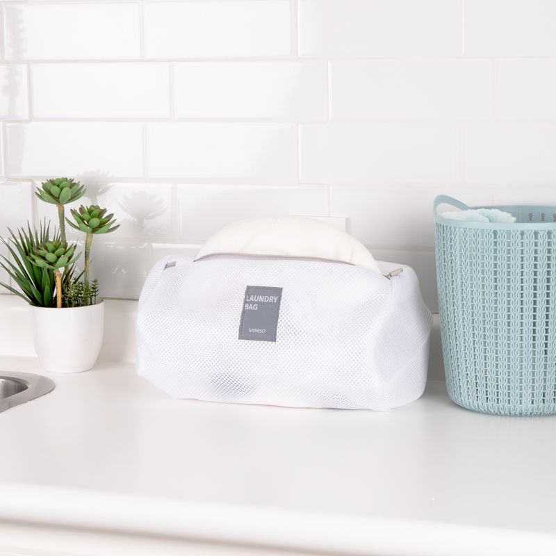 Bolsa-de-lavado-cil-ndrica-Miniso-6-4379