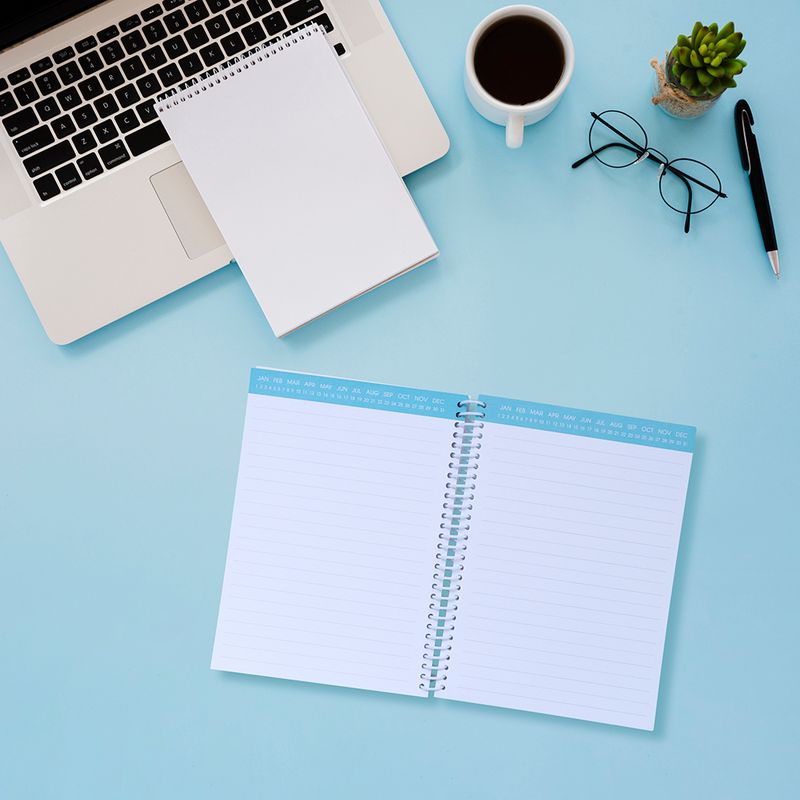 Cuaderno-con-espiral-A5-violeta-azulado-100-hojas-Miniso-4-8639
