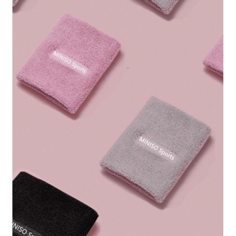 Mu-equera-absorbe-sudor-miniso-sports-Miniso-1-9473