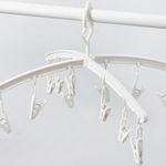 Colgante-plegable-para-ropa-con-pinzas-blanco-Miniso-4-2389
