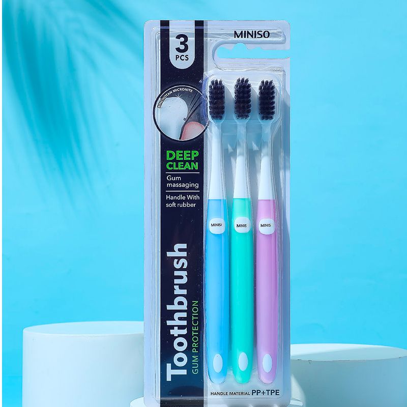 Paquete-de-cepillos-dentales-de-cerdas-suaves-de-carb-n-multicolor-3-pzas-multicolor-Miniso-5-2327