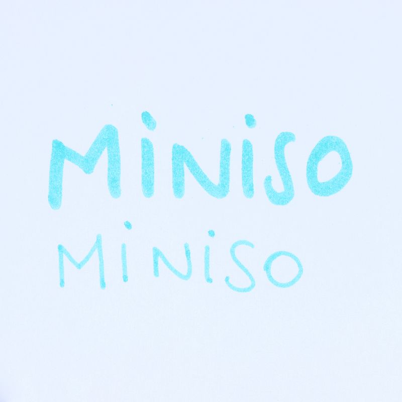Plum-n-a-base-de-agua-doble-punta-menta-Miniso-5-342