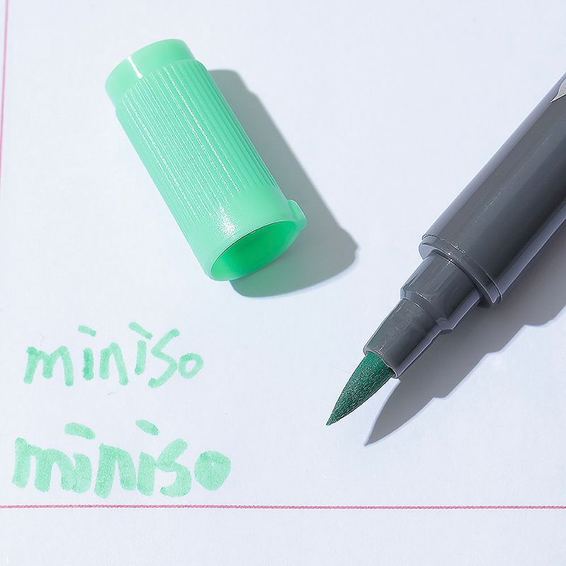 Plum-n-a-base-de-agua-doble-punta-verde-Miniso-5-344