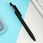Lapicero-rectr-ctil-07-mm-barril-y-tinta-negro-Miniso-2-3351