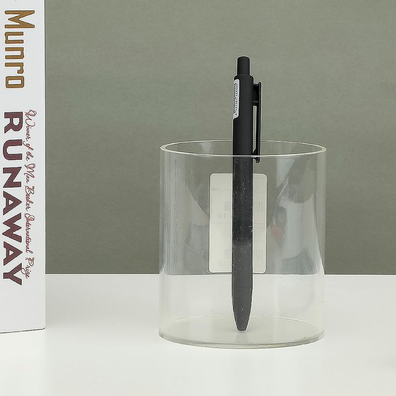 Lapicero-rectr-ctil-07-mm-barril-y-tinta-negro-Miniso-4-3351