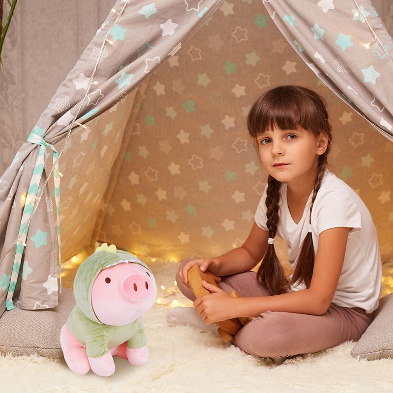Peluche-de-cerdito-sentado-con-capucha-de-dinosaurio-verde-Miniso-7-2411