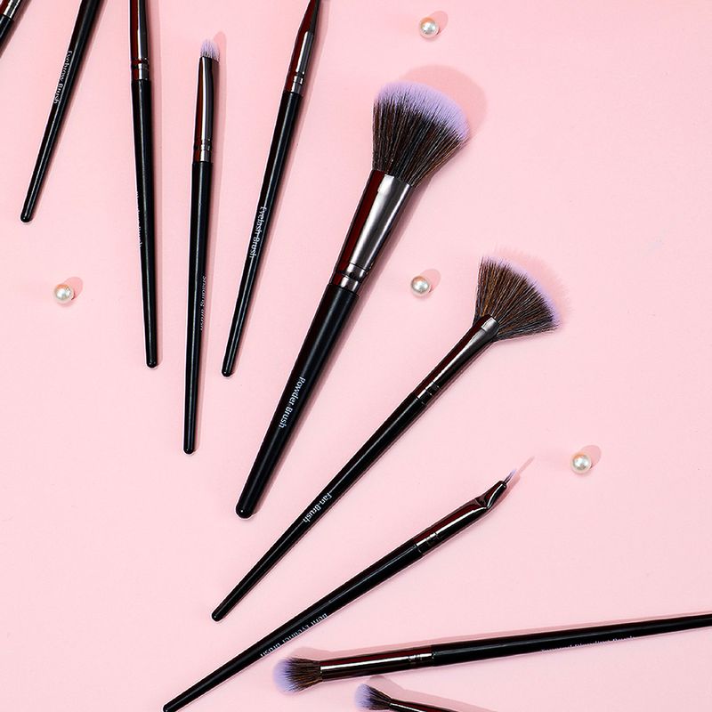 Kit-brochas-premium-de-maquillaje-negro-12-pzas-Miniso-2-5971