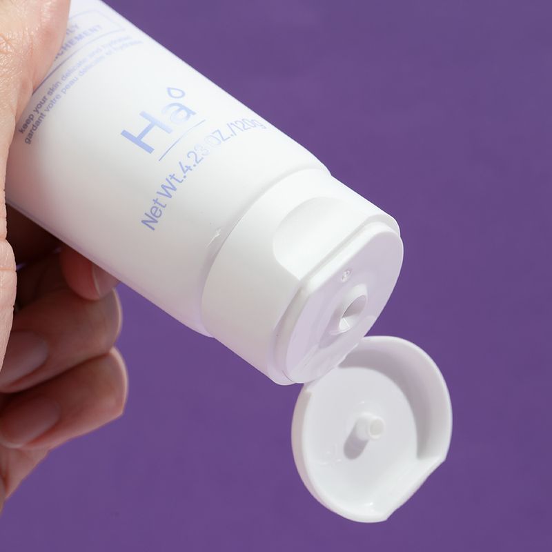 Limpiador-facial-de-cido-hialur-nico-Miniso-4-9412