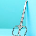 Tijeras-profesionales-para-cejas-punta-redonda-Miniso-4-4610