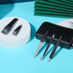 Set-de-manicura-con-cierre-de-5-pzs-negro-Miniso-2-3523