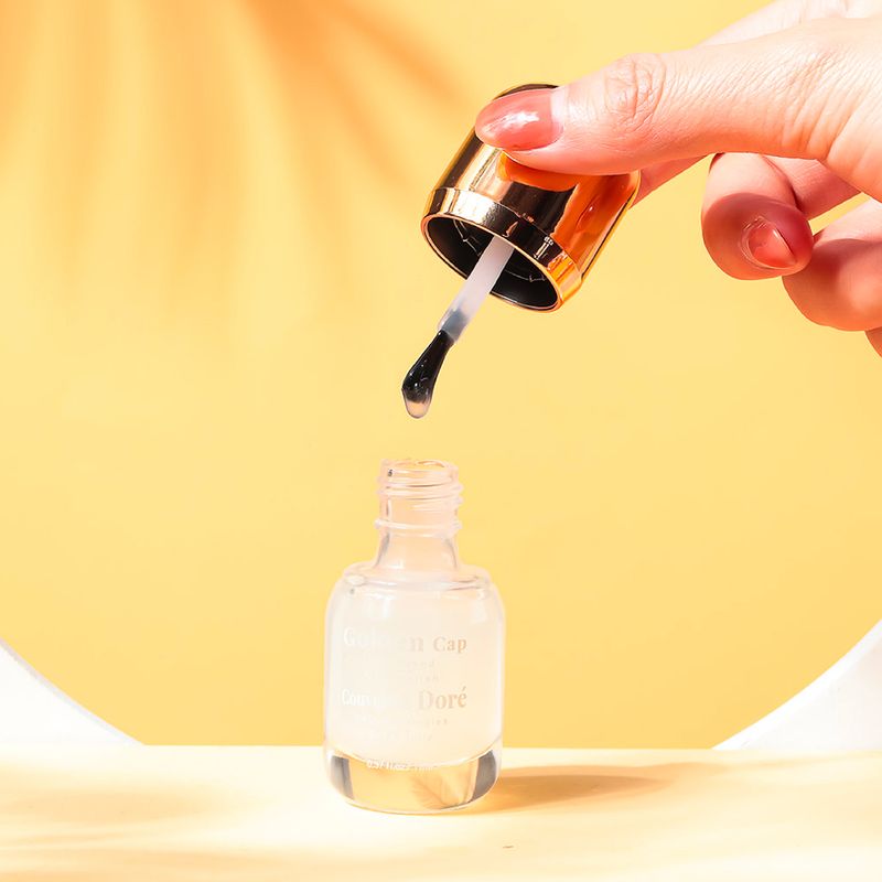 Esmalte-para-u-as-a-base-de-aceite-con-tapa-dorada-02-matte-top-Miniso-2-7204