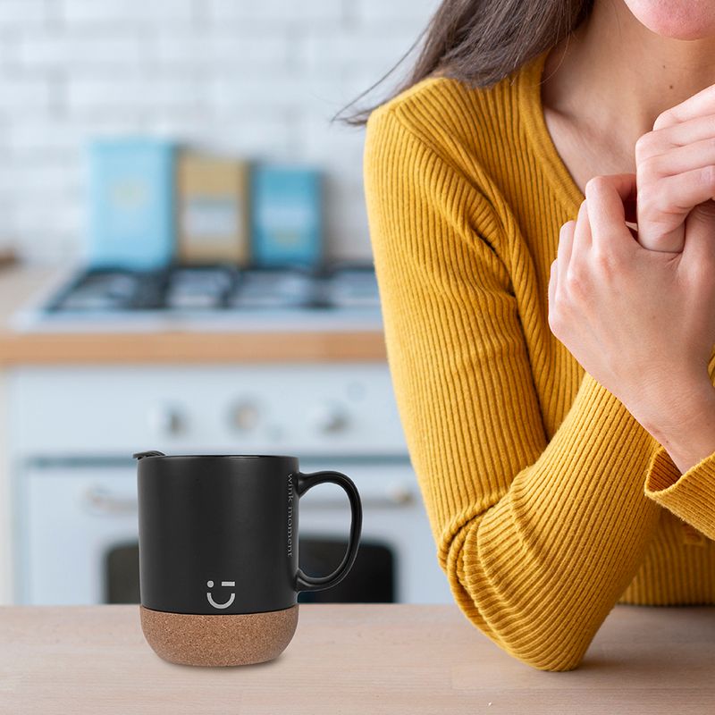 Taza-de-cer-mica-de-moda-con-tapa-negra-300-ml-Miniso-6-10037