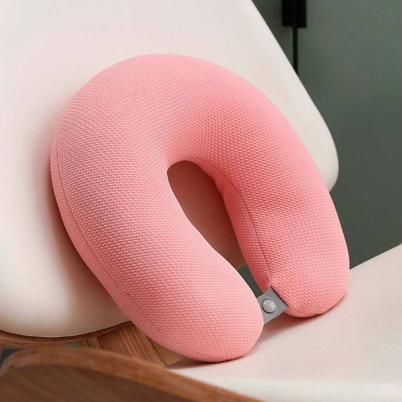 Almohada-de-viaje-particulas-peque-as-rosa-Miniso-2-7162