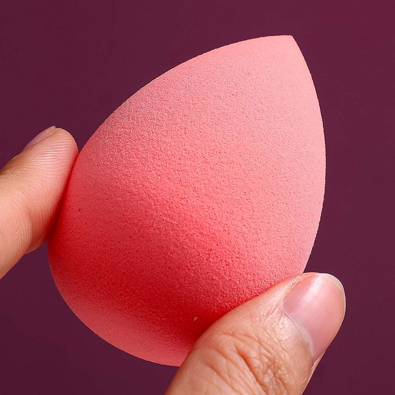Esponja-para-maquillaje-con-estuche-en-forma-de-strawberry-Miniso-7-1487