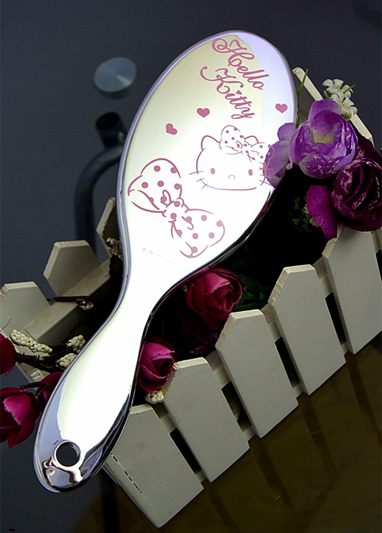 Cepillo-masajeador-ovalado-deluxe-hello-kitty-plateado-sanrio-Sanrio-7-11259