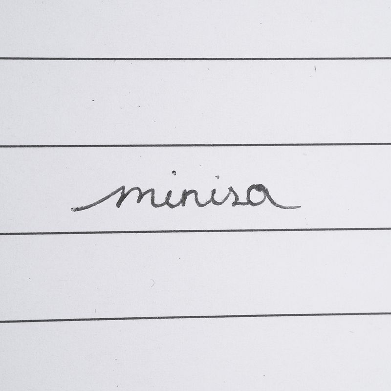 Lapicero-0-7mm-de-gel-negro-tinta-negra-ga701-Miniso-4-5690