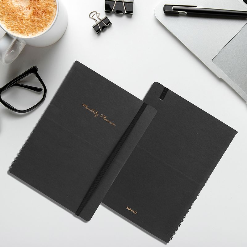 Cuaderno-de-espiral-con-plan-mensual-negro-80-hojas-Miniso-2-4794