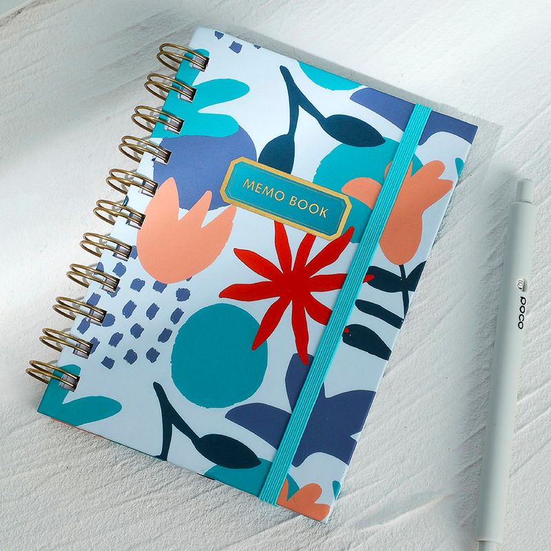Libreta-con-espiral-A5-dazzling-world-banda-azul-claro-100-hojas-Miniso-2-6894