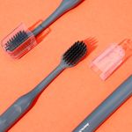 Paquete-de-cepillos-dentales-x-3-pzas-Miniso-4-6197