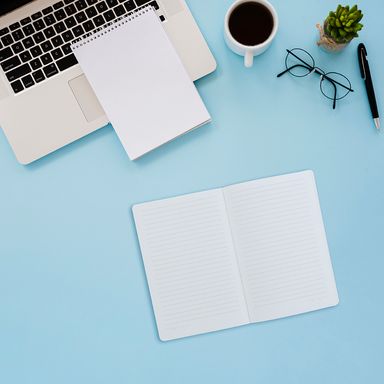 Cuaderno estampado con plan mensual negro 160 hojas -  Miniso