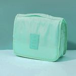 Neceser-de-viaje-verde-Miniso-2-3736