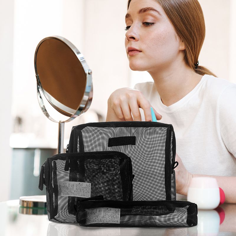 Cosmetiquera-negro-Miniso-8-1787