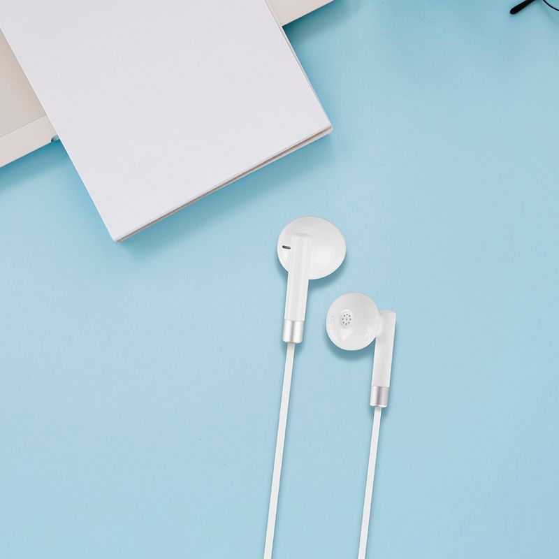 Aud-fono-de-cable-plata-Miniso-2-1950
