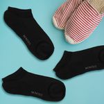 Paquete-de-medias-atleticos-para-mujer-negros-3-pzs-Miniso-2-5557