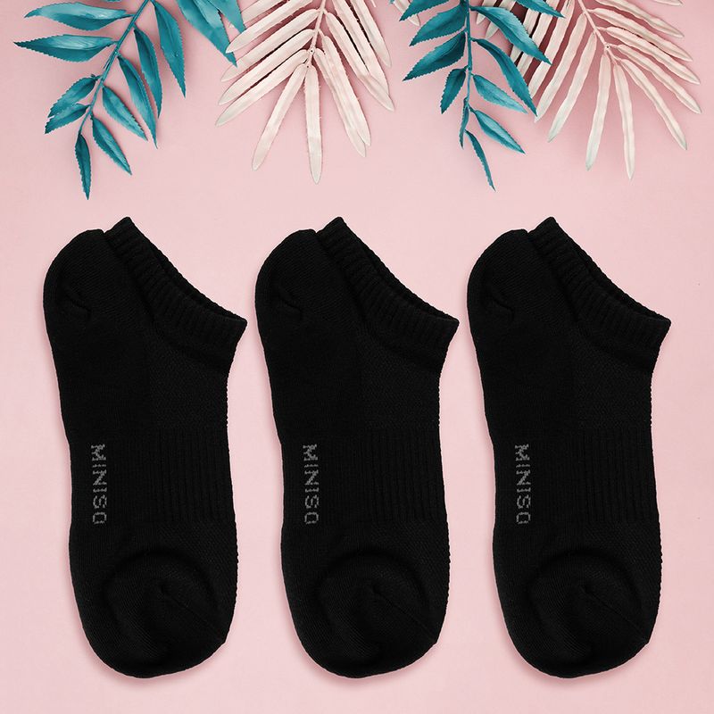 Paquete-de-medias-atleticos-para-mujer-negros-3-pzs-Miniso-4-5557