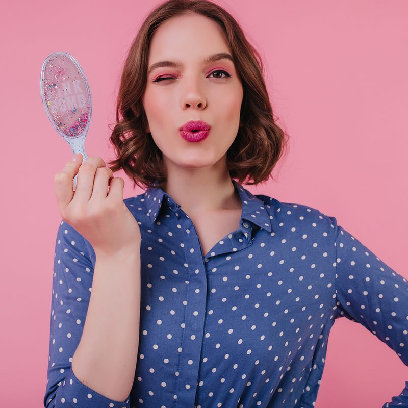 Cepillo-para-pelo-rosa-ovalado-illusion-collection-Miniso-4-10899