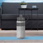 Tomatodos-de-plastico-de-gran-capacidad-para-deportes-1000-ml-gris-11x9x24-cm-Miniso-7-12935