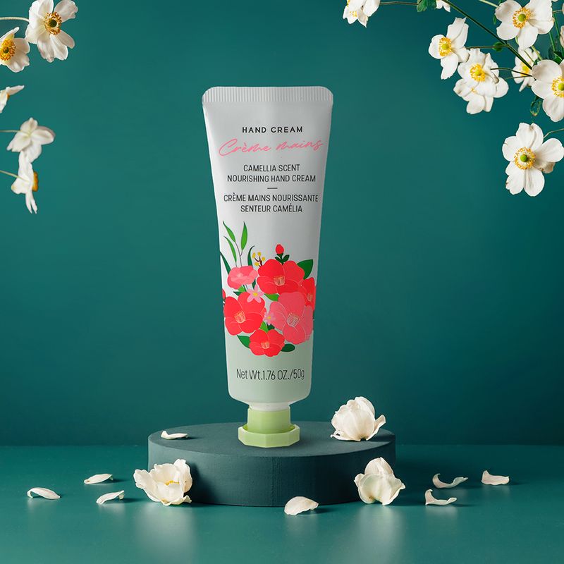 Crema-de-manos-nutritiva-con-aroma-de-camelia-Miniso-4-12889