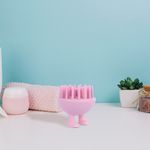 Cepillo-masajeador-de-cuero-cabelludo-rosa-Miniso-4-12944