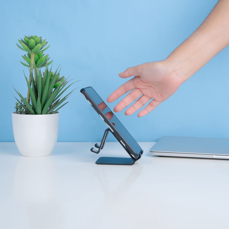 Soporte-celular-de-plastico-para-escritorio-gris-miniso-Miniso-5-12513