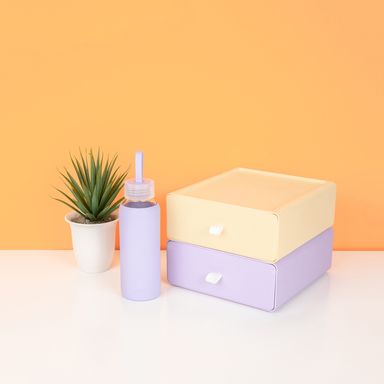 Tomatodo de vidrio con cobertura de silicon morado 300 ml -  Miniso