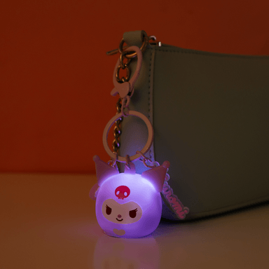 Llavero de bolsa kuromi luminoso daruma -  Sanrio