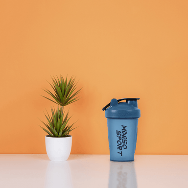 Tomatodo agitador con asas miniso sports azul 550 ml -  Miniso