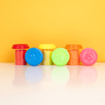 Caja-de-plastilina-colores-6-pzas-modelos-mixtos-Miniso-6-5756