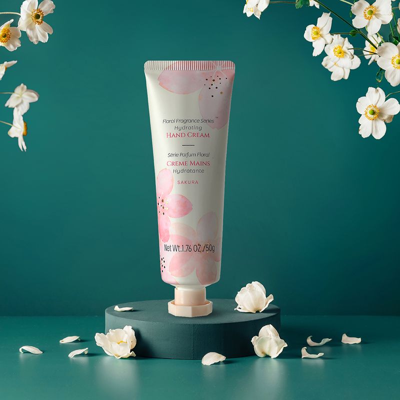 Crema-para-manos-hidratante-fragance-series-de-fresa-Miniso-4-15883