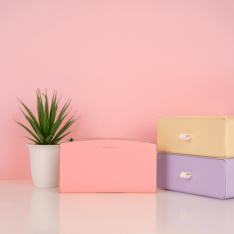 Cartera-para-mujer-miniso-dise-o-de-arco-y-letras-doradas-rosa-Miniso-2-16132