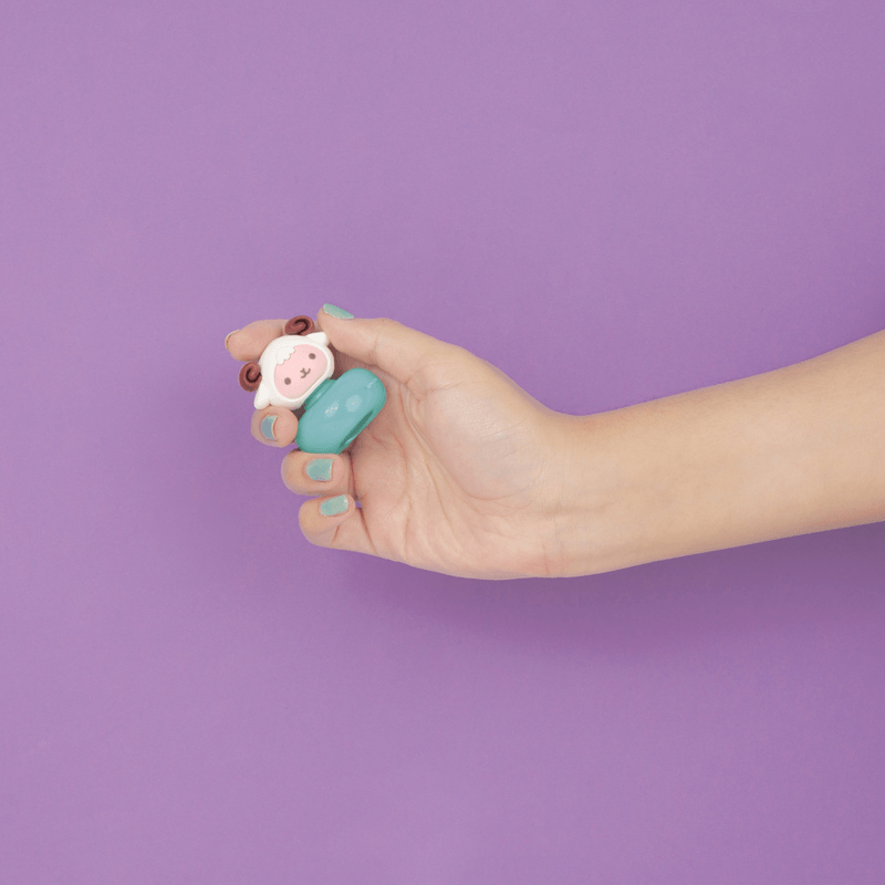 Esmalte-de-u-as-a-base-de-aceite-animal-squad-cabra-Miniso-5-16247