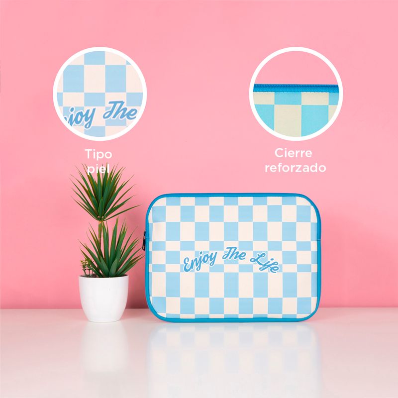 Funda-para-laptop-miniso-cool-vibe-cuadros-azul-Miniso-5-16037