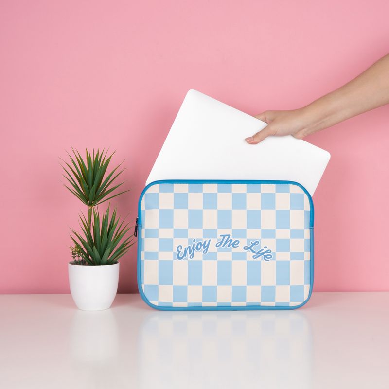 Funda-para-laptop-miniso-cool-vibe-cuadros-azul-Miniso-7-16037