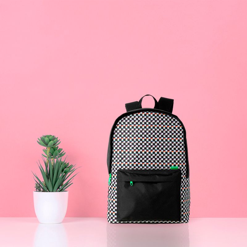 Mochila-clasica-miniso-cuadros-blanco-y-negro-Miniso-6-16051