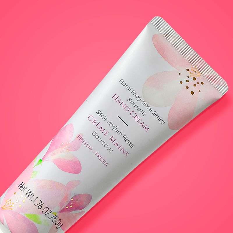 Crema-para-manos-hidratante-fragance-series-de-fresa-Miniso-2-15882